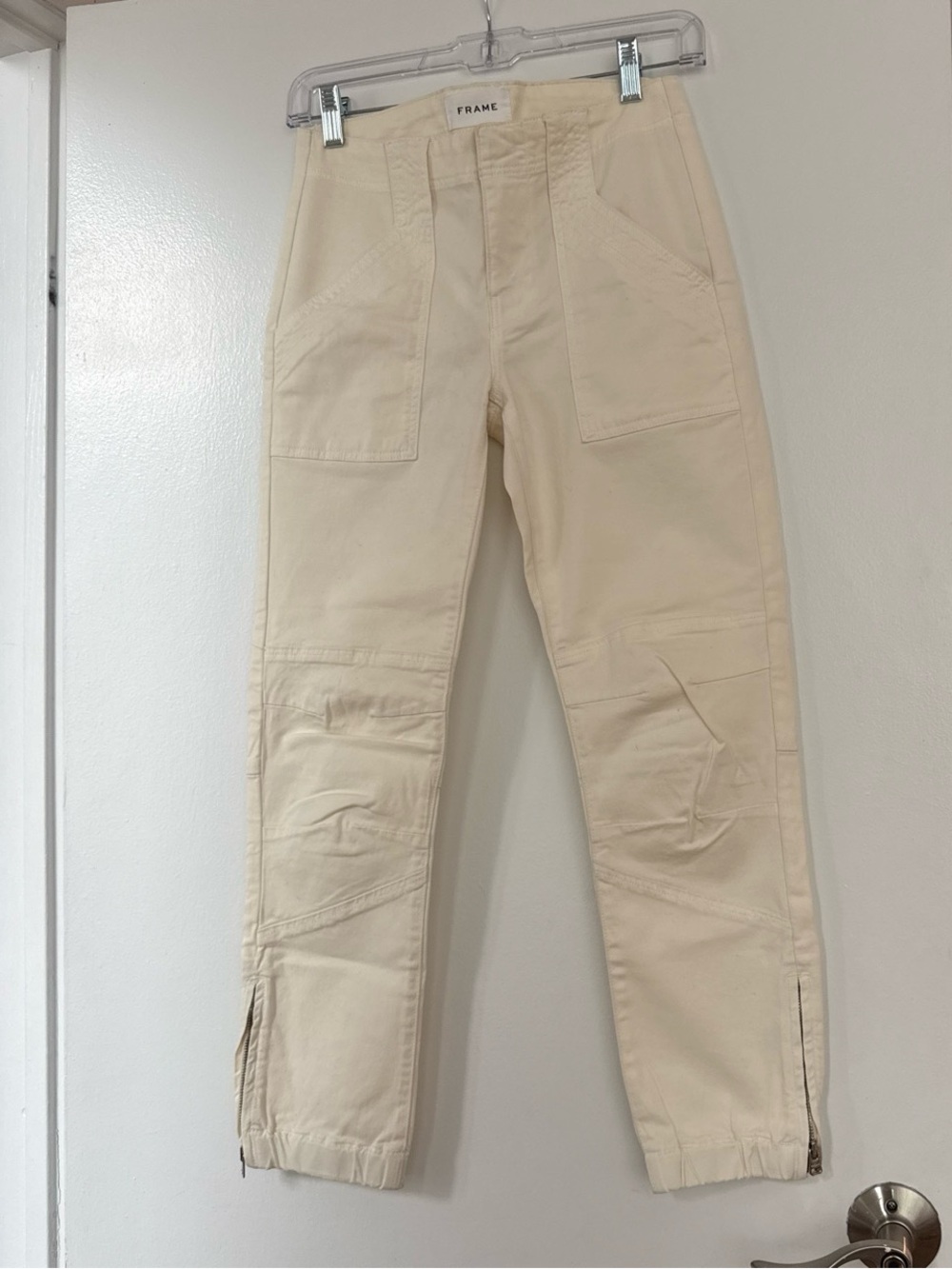Frame Cargo / Utility Cropped Pants